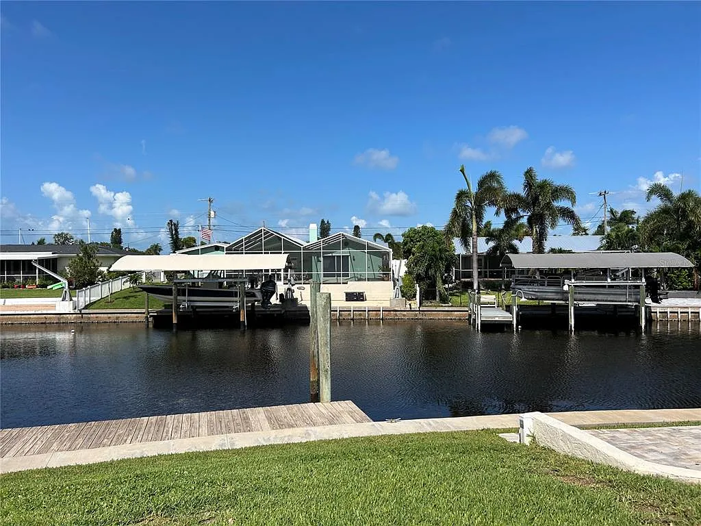 2 bed, 2.0 bath, 1288 sqft, $2,950 — Photo 3