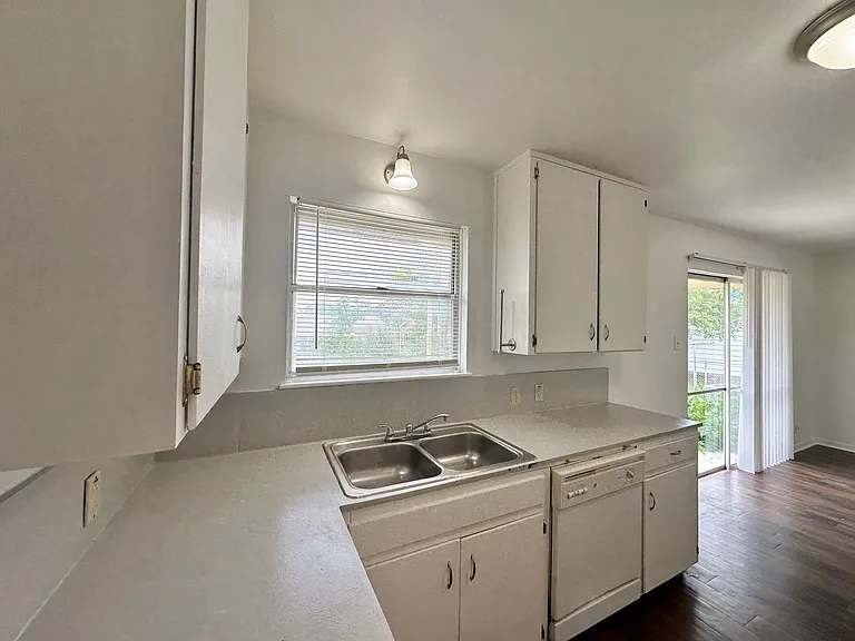 3101 Zephyr Rd — Photo 9
