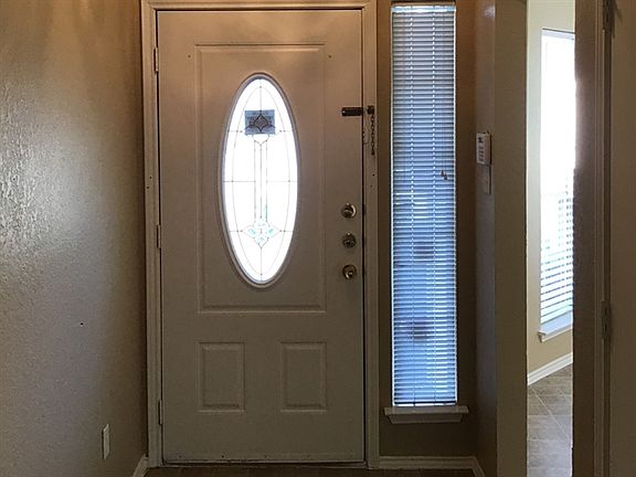 2nd image of 1116 Castleman Dr