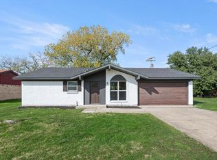 301 Ridgeway Cir, Lewisville, TX 75067