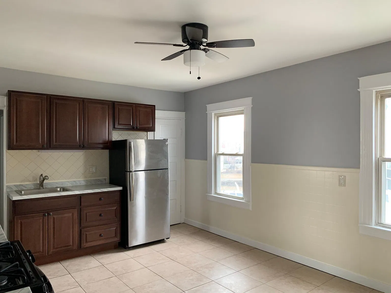 2 bed, 950 sqft, $2,000 — Photo 3