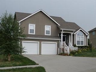 5th image of 4009 Bennington Dr