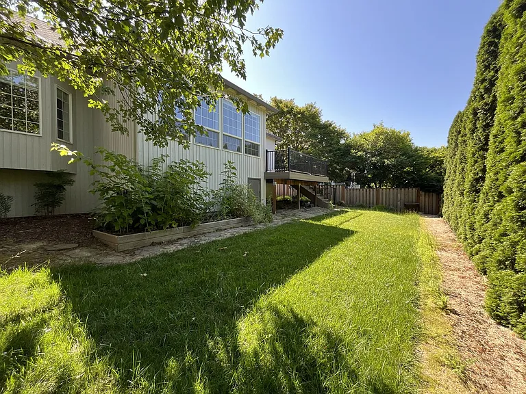 224 NW Sundown Way — Photo 65
