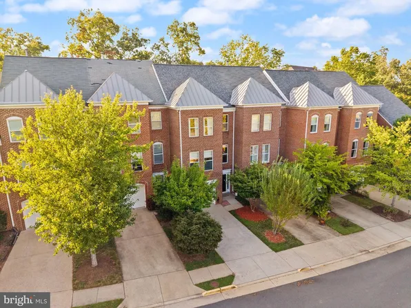 12091 Edgemere Cir, Reston, VA 20190