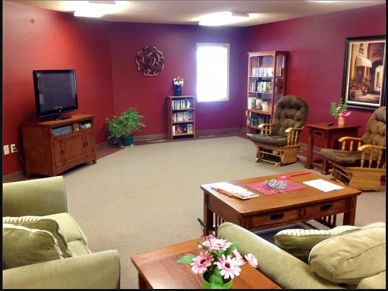 741 Streeter Dr #741 — Photo 3