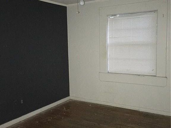 5th image of 1466 Kirkwood St