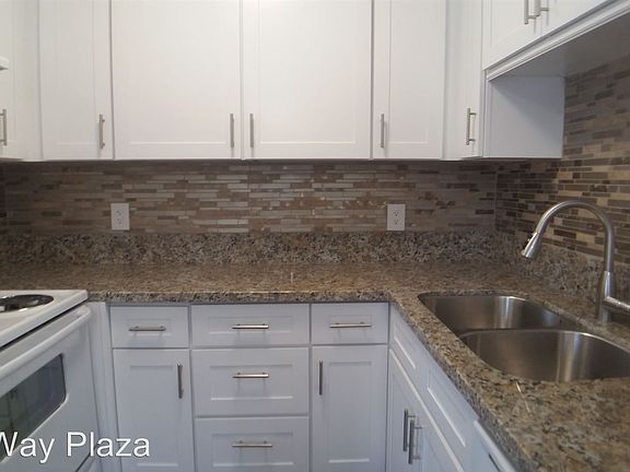 2nd image of 545 Park Way APT 16