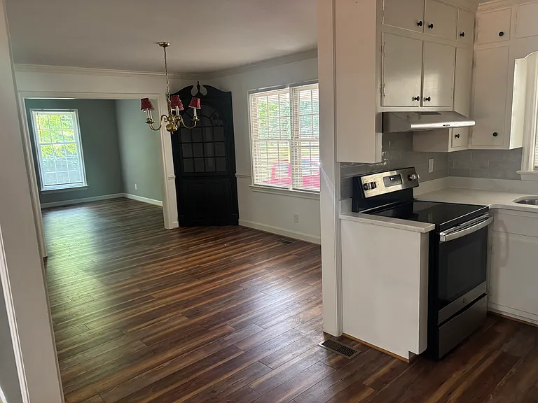 716 Shannon Rd — Photo 5