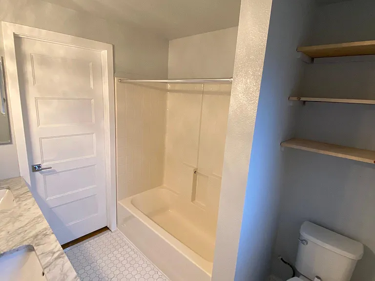 228 Jericho Ave NE — Photo 15