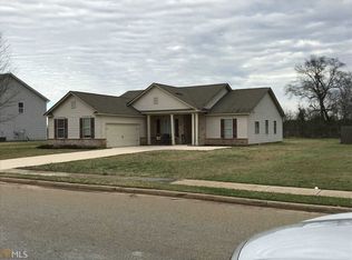229 Cumberland Dr, Byron, GA 31008