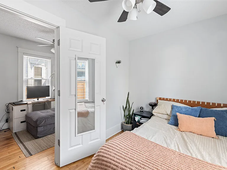 618 Van Buren St NE #1 — Photo 10