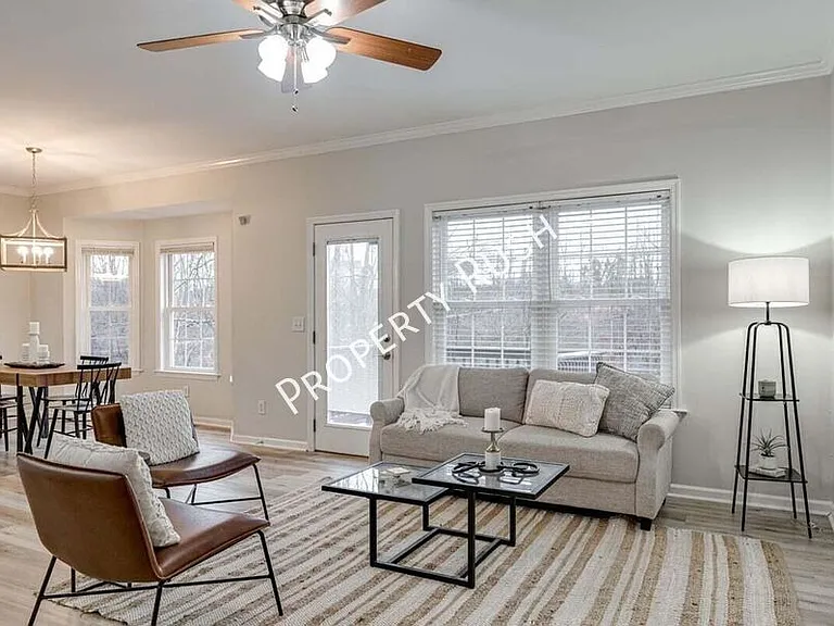 3806 Brock Rd — Photo 5