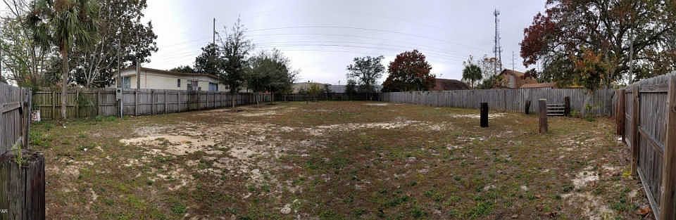 1st image of 20501 Verona St