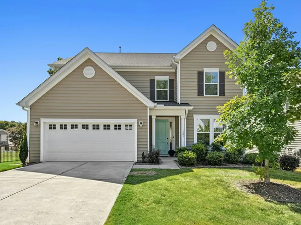 1605 Gracechurch St, Wake Forest, NC 27587
