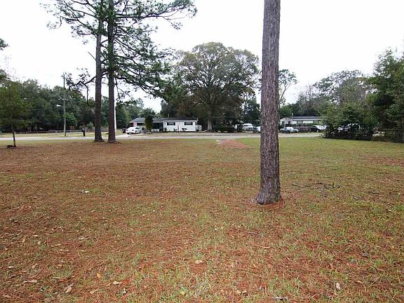 5th image of 804 Fremont Ave