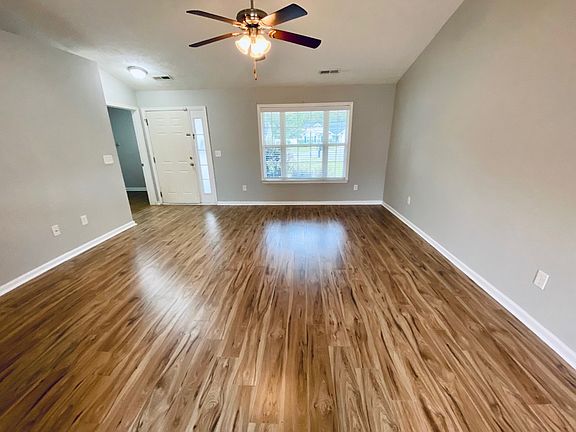 Living room 3_06062023