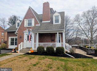 3 Locust Ln, Womelsdorf, PA