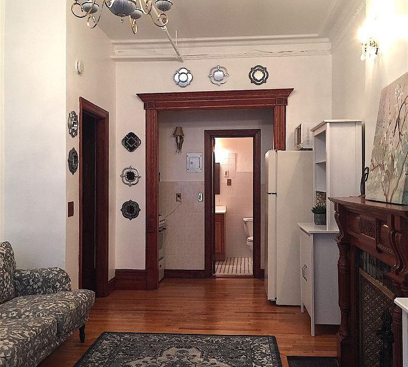 2nd image of 16 W 71st St APT 6