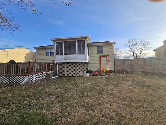 2nd image of 956 Holderness Ln