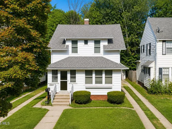 3718 Revere Dr, Toledo, OH 43612