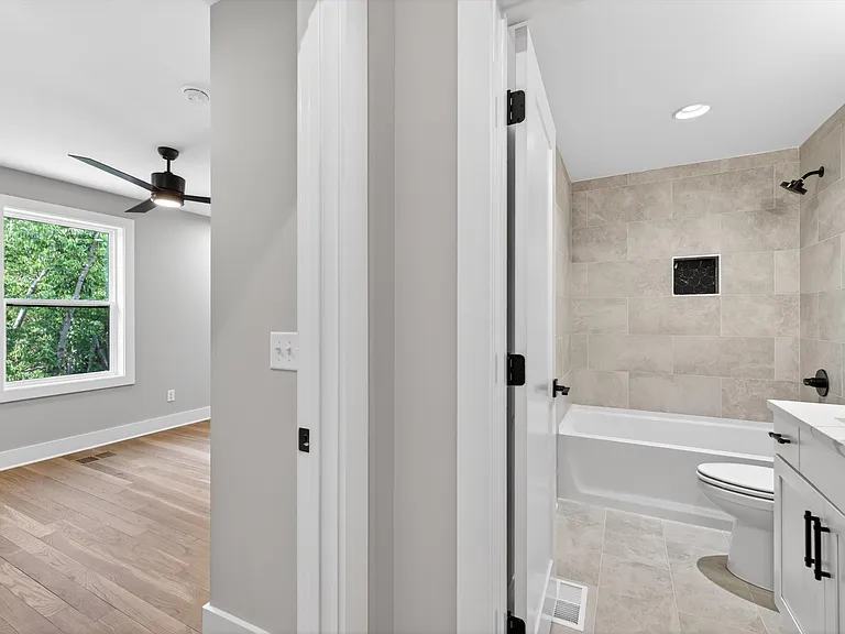 5915 Maxon Ave #B — Photo 39