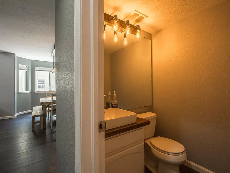 1275 S Boyero Ct — Photo 17