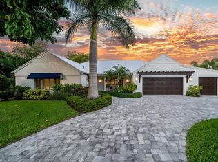 1864 Alamanda Dr, Naples, FL 34102