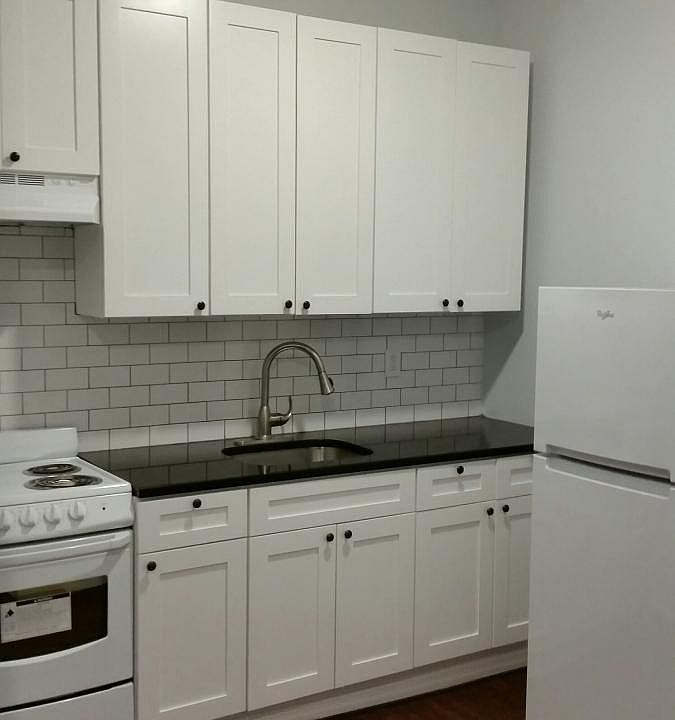 1st image of 32 King St #1