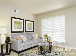 22 El Camino Del Rey St #2290, Houston, TX 77081