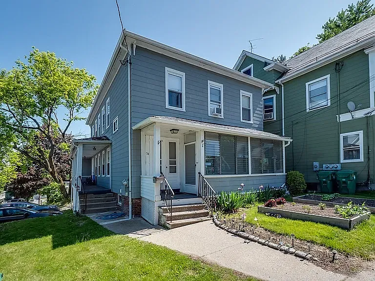 74 Summit St #2