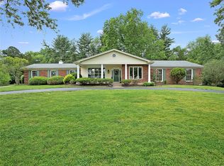 13268 Pebble Ridge Dr, Saint Louis, MO 63141