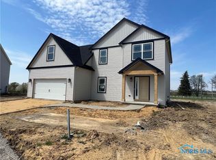 1977 Caleb Ct, Waterville, OH 43566