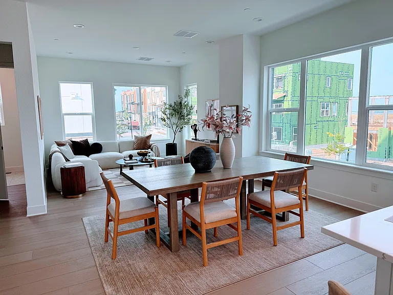 855 Superior Dr — Photo 3
