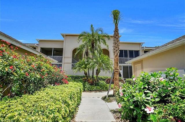 1st image of 26170 Clarkston Dr #105