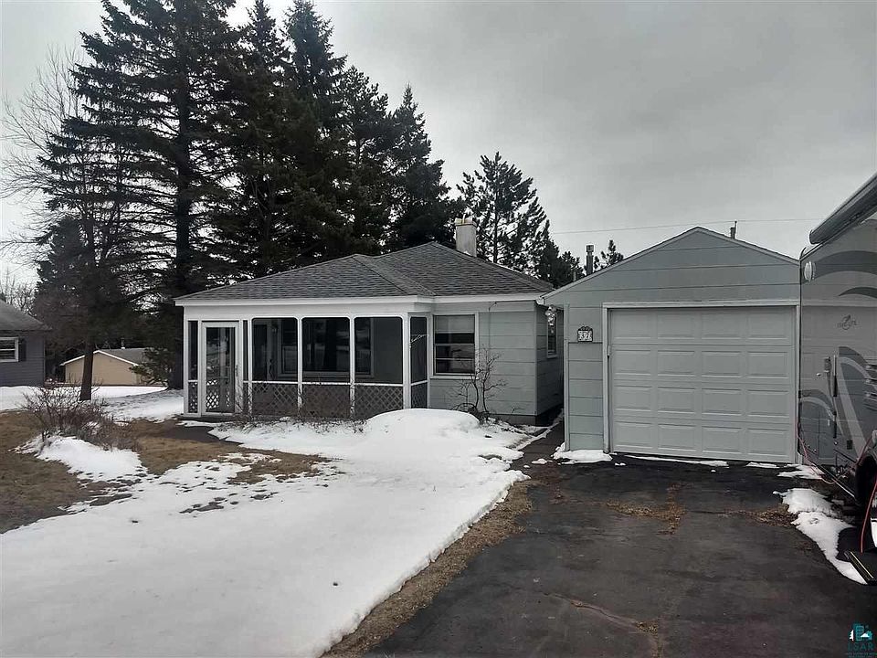 1st image of 37 Davis Dr