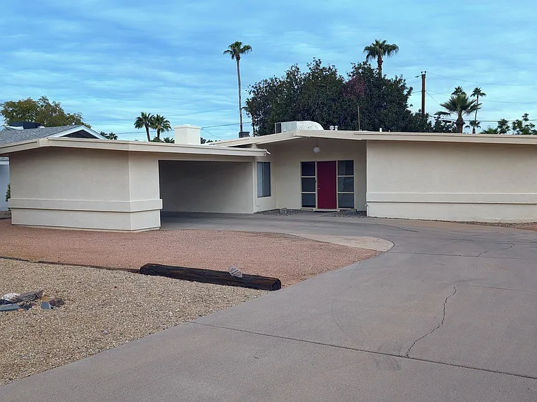 3944 E Desert Cove Ave — Photo 1