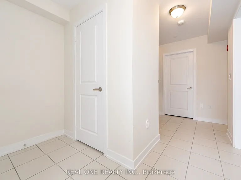 28 Credit Ln — Photo 9