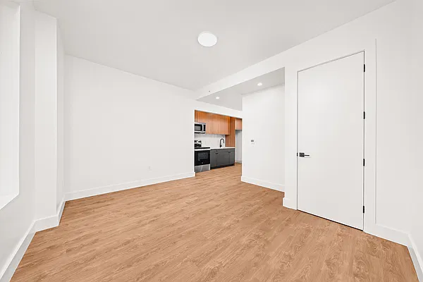 Living room, photo 1
