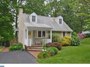 49 Fahnestock Rd, Malvern, PA 19355