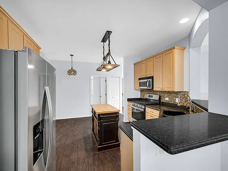 1252 Townes Cir #1252 — Photo 8