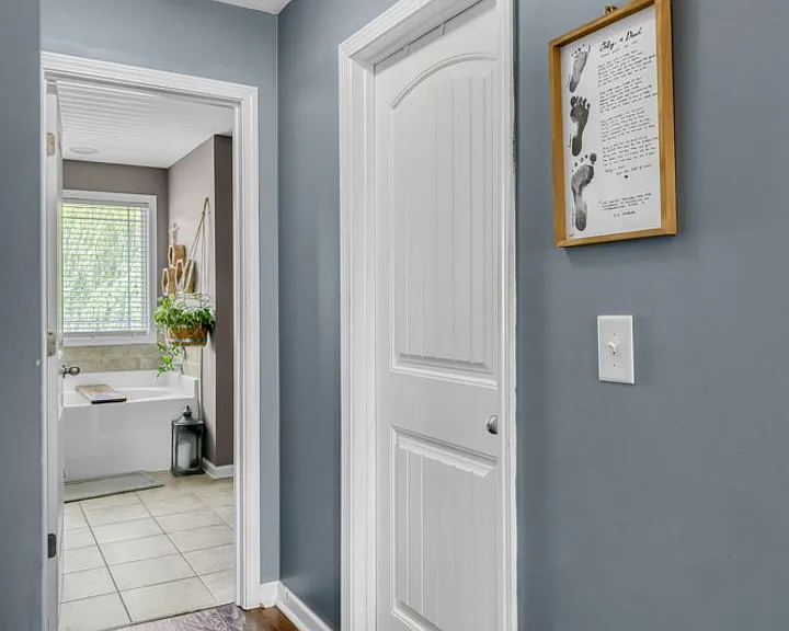 324 Frontier Cir — Photo 15