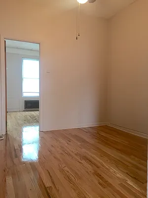 Rented by Capri Jet Realty Corp | media 9