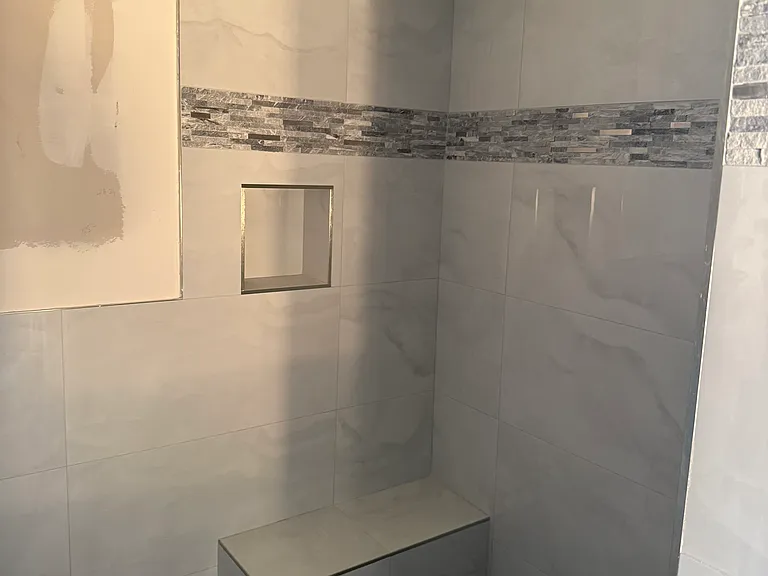 627 N Main St — Photo 5