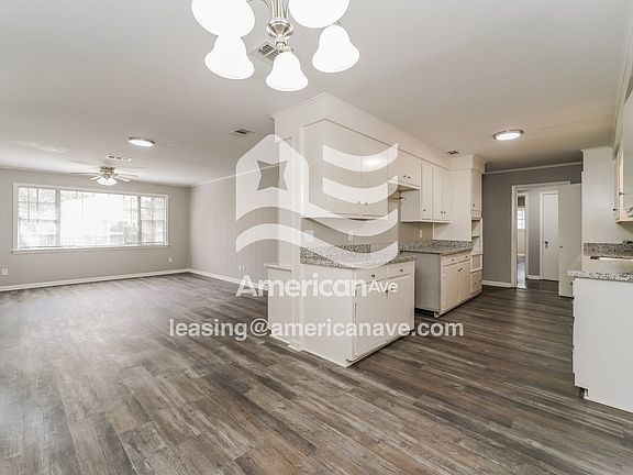 1585395_004_wm_-_dining_room_13157960.jpg