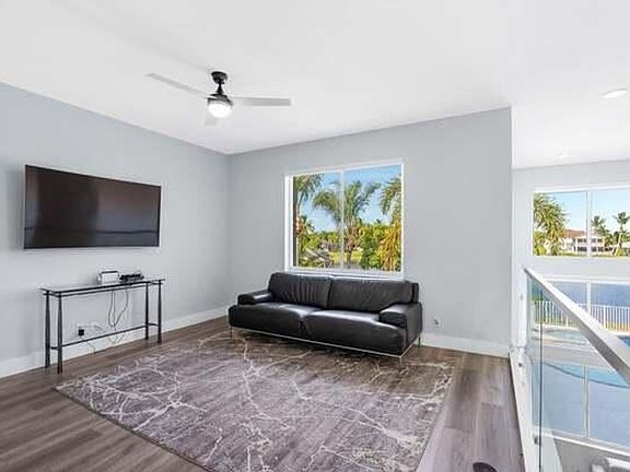 4th image of 11836 Osprey Pointe Cir