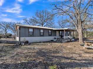 895 Patterson Rd, Flatonia, TX 78941