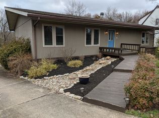 1106 Carriage Ln, New Albany, IN 47150