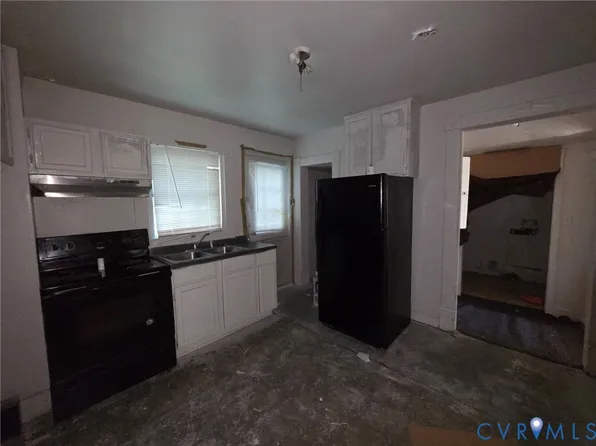 2132 Hill St, Petersburg, VA 23803