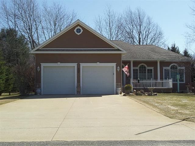 1st image of 7659 Majestic Ave