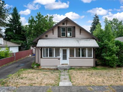 355 W Exeter St, Gladstone, OR, 97027
